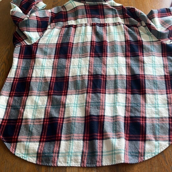 Old Navy size XXL flannel button down white red blue plaid long sleeves - Picture 15 of 15